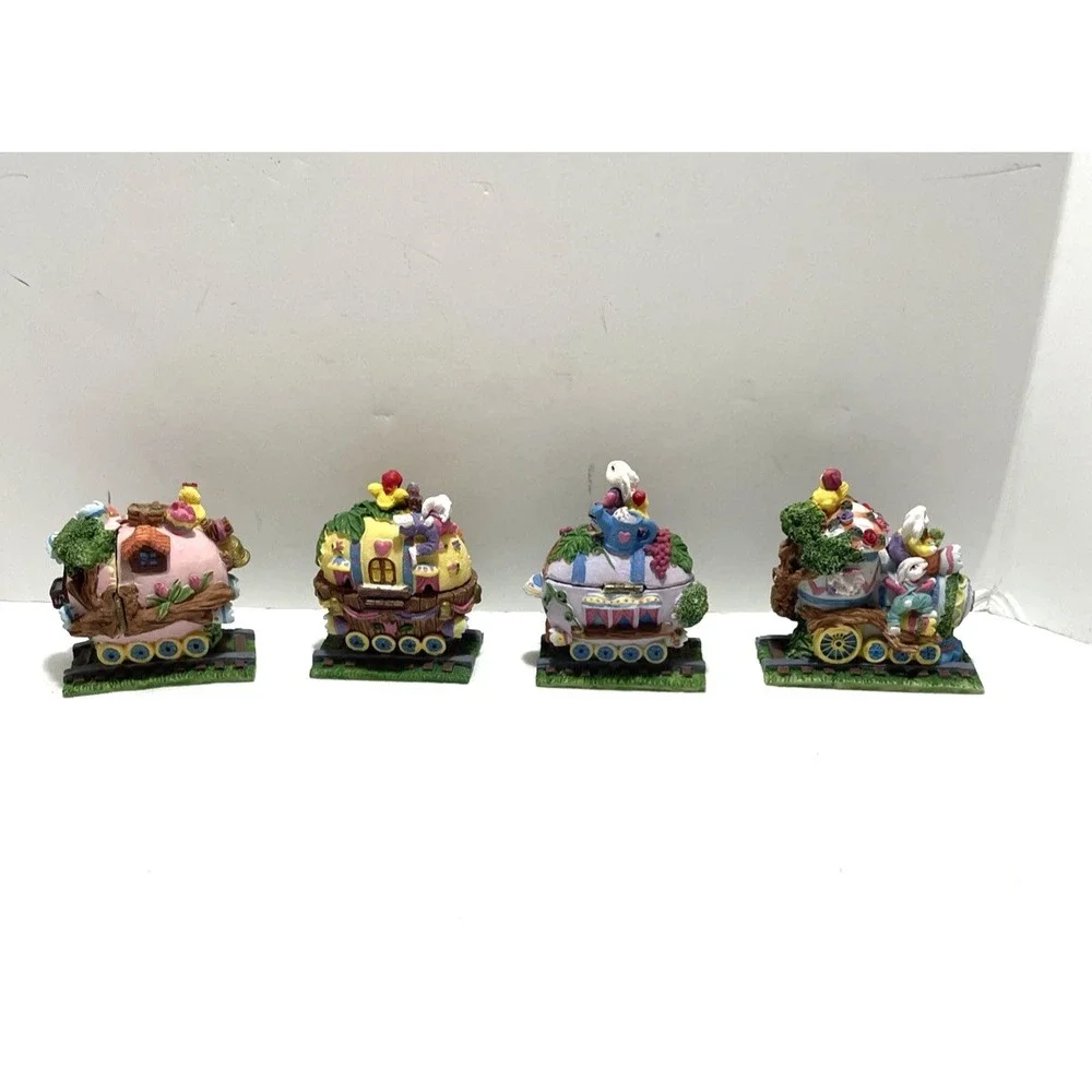 Vintage Easter Hinge Train 4 pc Set Caffco International Polyresin